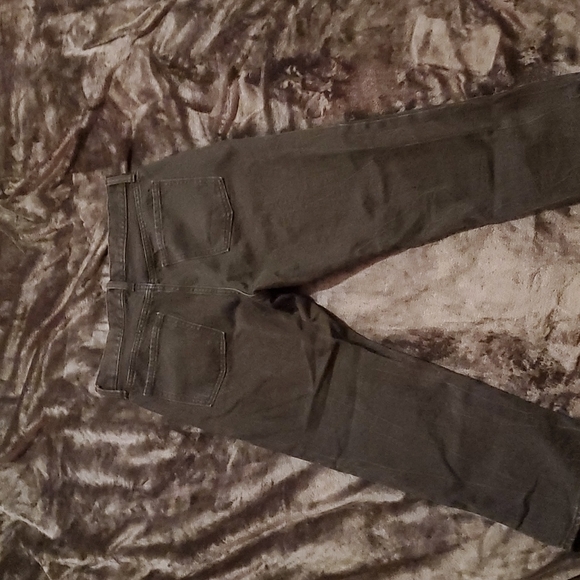 Size 10,slouchy straight, high rise, Old Navy black jeans. - Picture 4 of 4